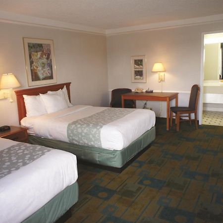 Days Inn By Wyndham Georgetown Dış mekan fotoğraf